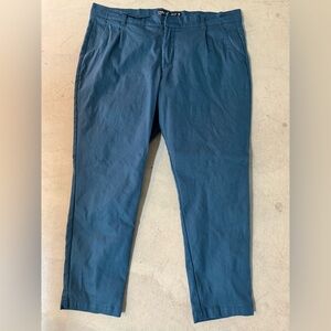 Peau de loup suit pants. Size 16.
